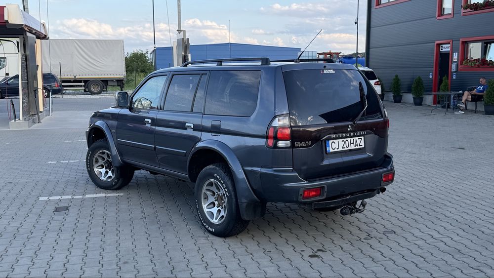 Mitsubishi Pajero Sport 2005