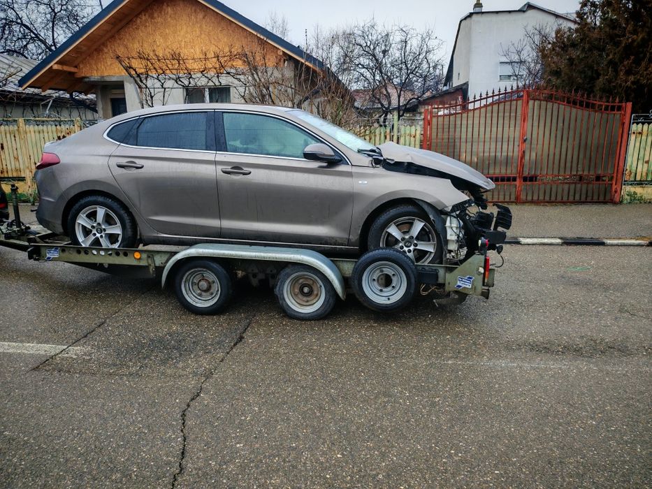 Dezmembrez Hyundai i30 2022 1.5 mhybrid