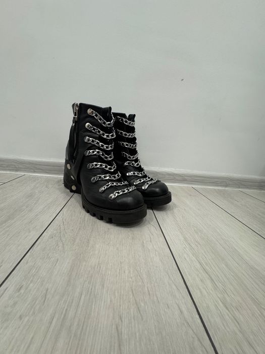 Дизайнерски обувки CONSTANTINE