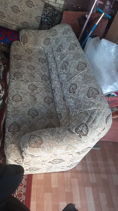 Диван и два кресло