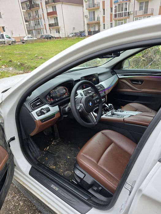 Bord digital pentru BMW