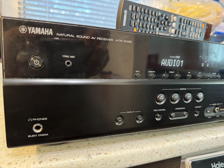 Yamaha HTR-3065 ресивър USB