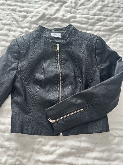 Дамско кожено яке MOTIVI