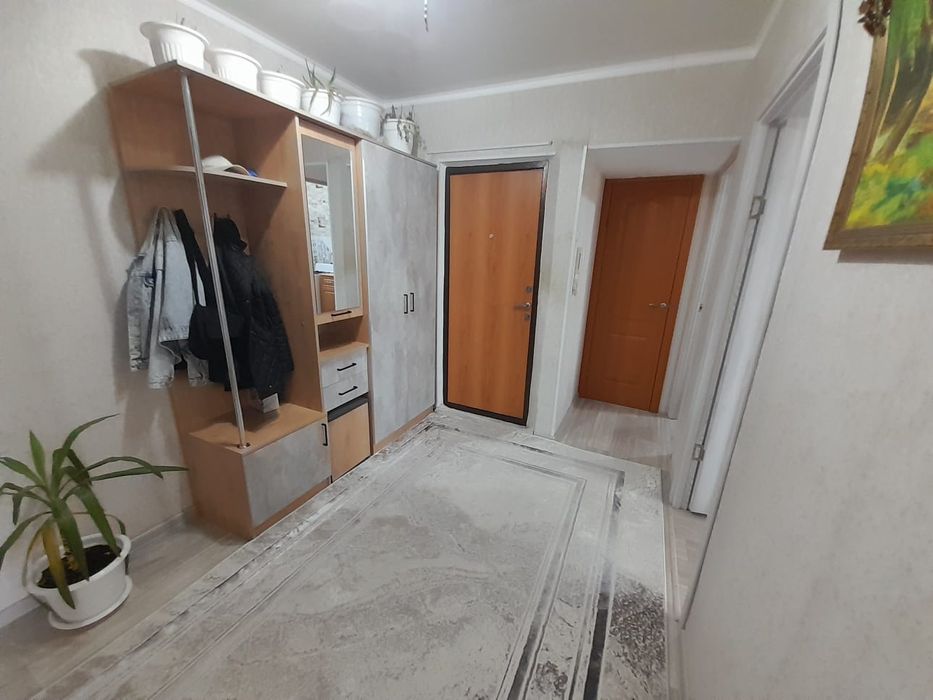 Срочно продам 3 комн.кв.в 4 мкр