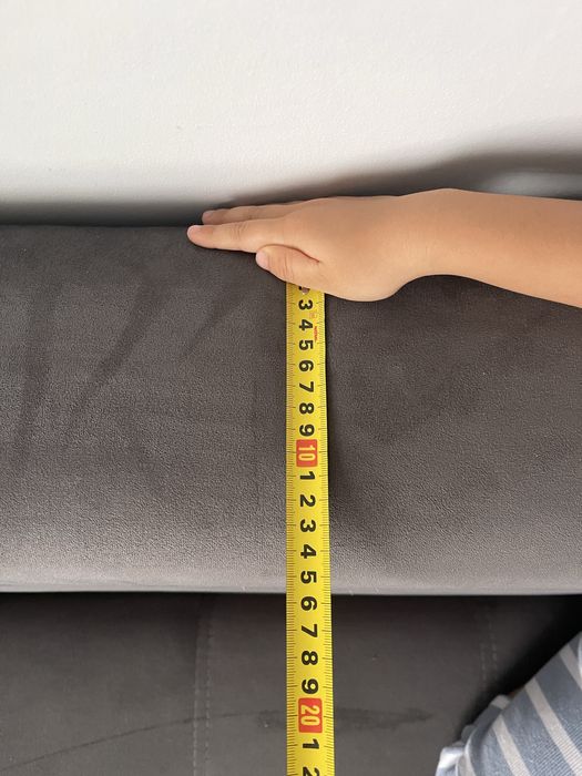 Продам диван с подушками