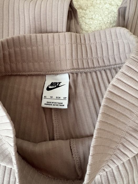 Дамски комплект Nike