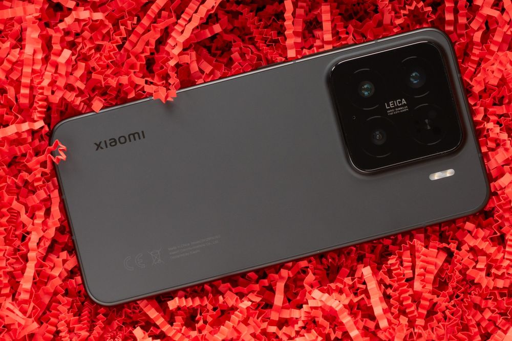 Продам Xiaomi 15 512/12  black global version