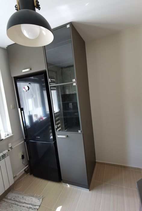 Шкаф за хладилник