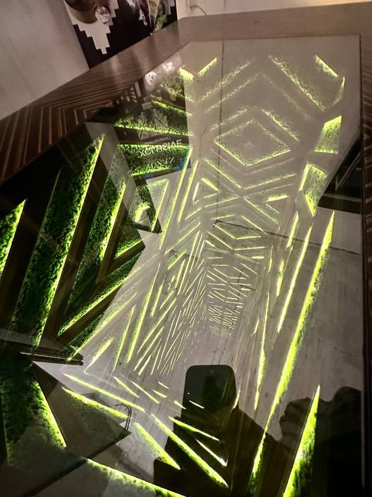 Eksklusiv direktoe stol arte kompaniyasi ishlab chiqargan