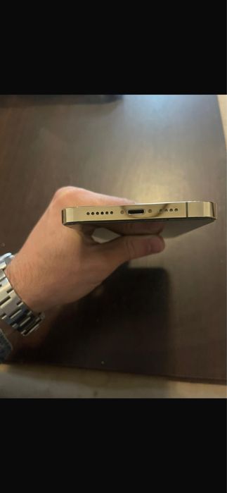 I phone 13 pro max gold 256GB