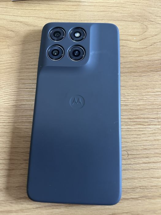 ЧИСТО НОВ Motorola Moto G37