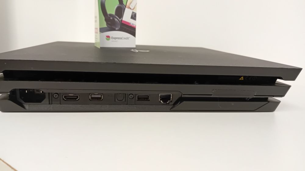 Consola PlayStation 4 AG20 Dancu b 52364.1  Garanție 2 ani