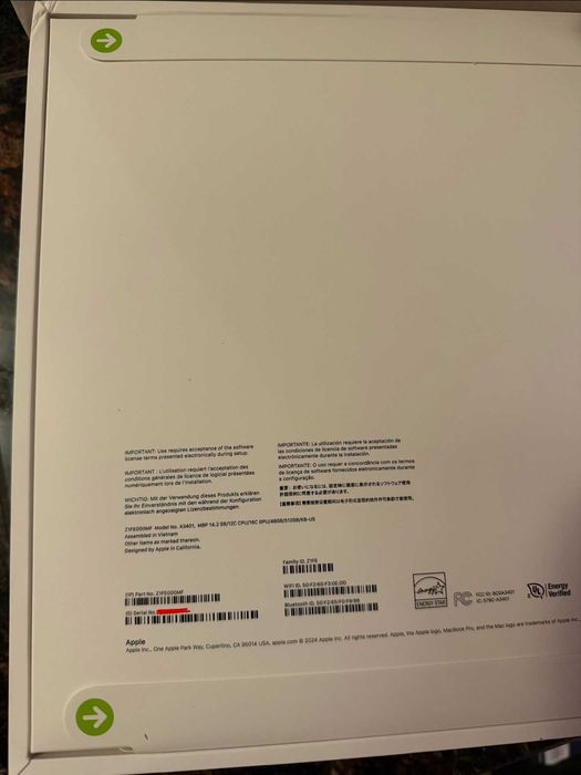 MacBook Pro M4 12CPU/16CPU/48GB RAM