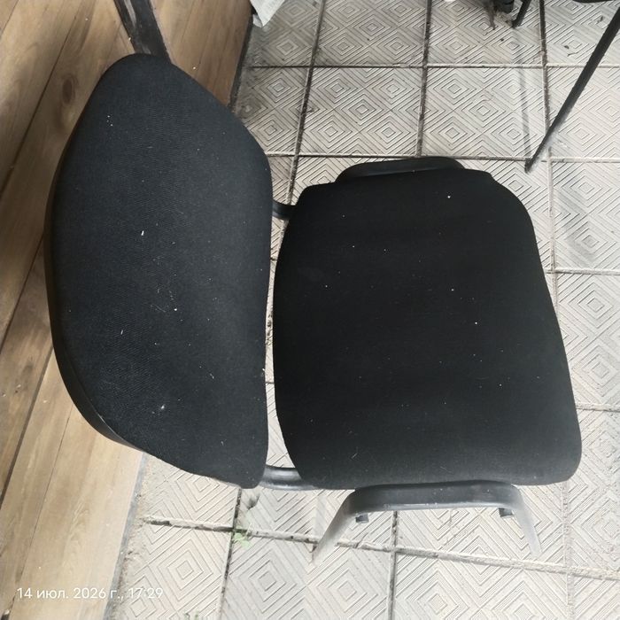 Продам стулья металлические бу