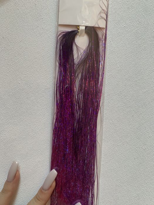 Всякакви дамски неща за разкрасяване - коса.