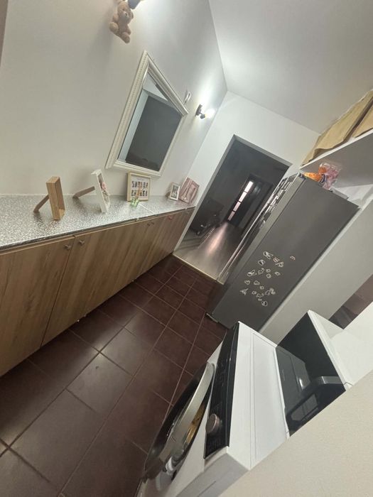 Apartament cu 3 camere
