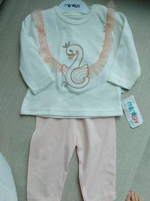 Продам новый костюмчик