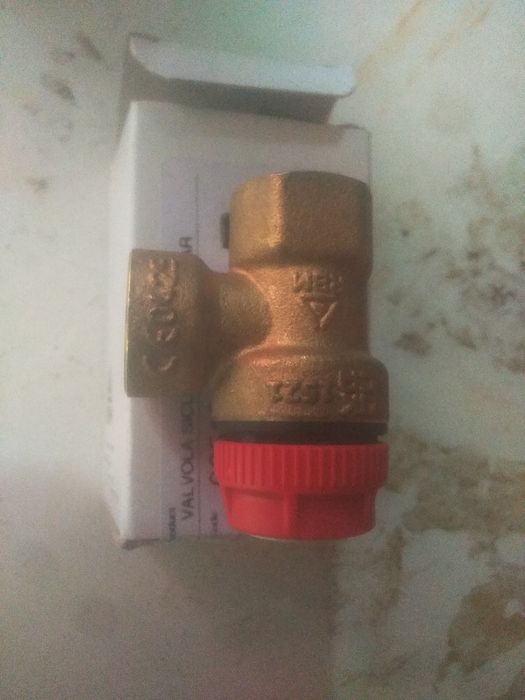 Подрывной клапан 6 бар