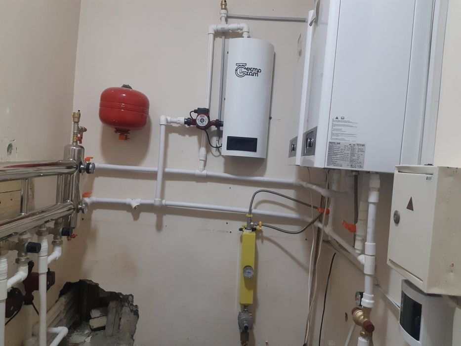 Ремонт двухконтурный котел аристонов монтажа  отоплен звонить с 8:00