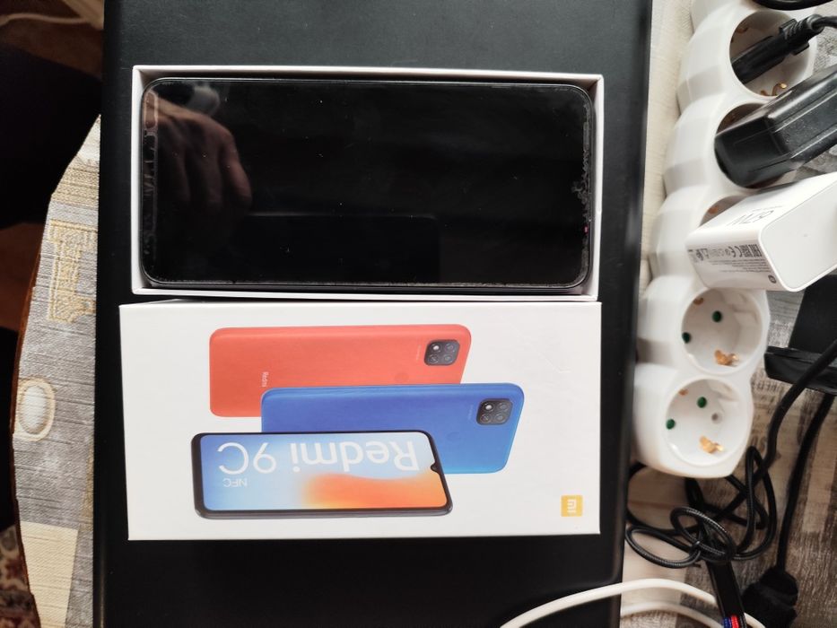 Телефон Redmi 9C