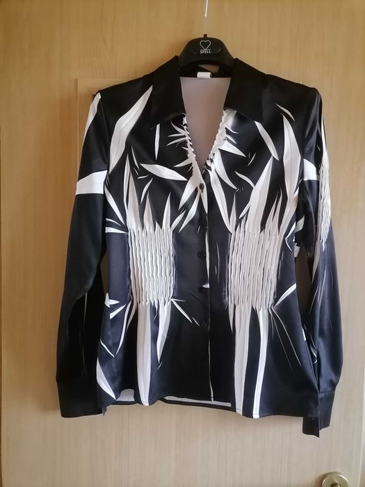 Дамска ефектна риза