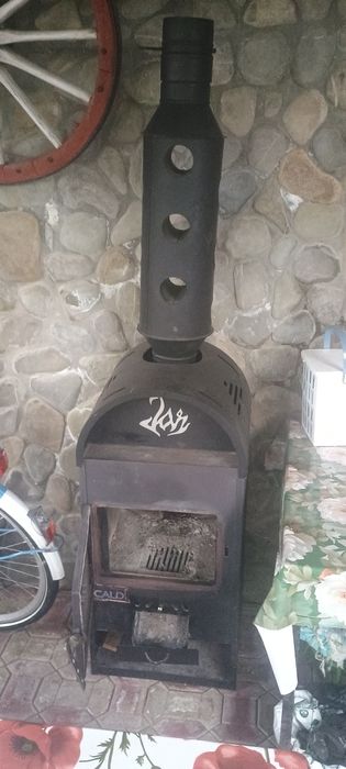 Sobă pe lemne șemineu