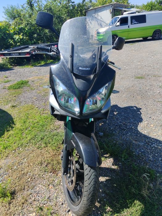 Suzuki Vestrom 2008 650 cmc cash sau rate