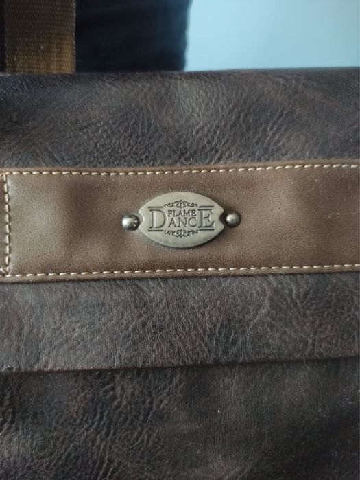 Новая кожанная сумка