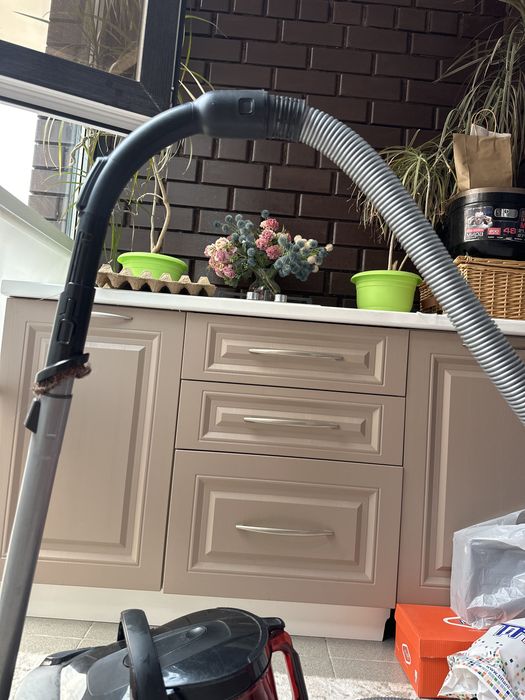 Продам пылесос, фирма Tefal