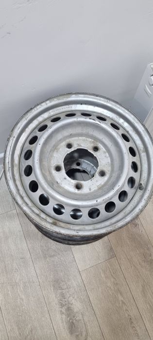 Продам диски железные Тойота Ленд Крузер