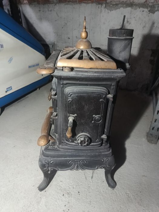 Soba din fontă vintage