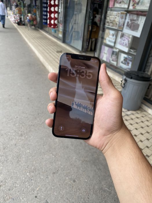 Iphone 12 pro blue