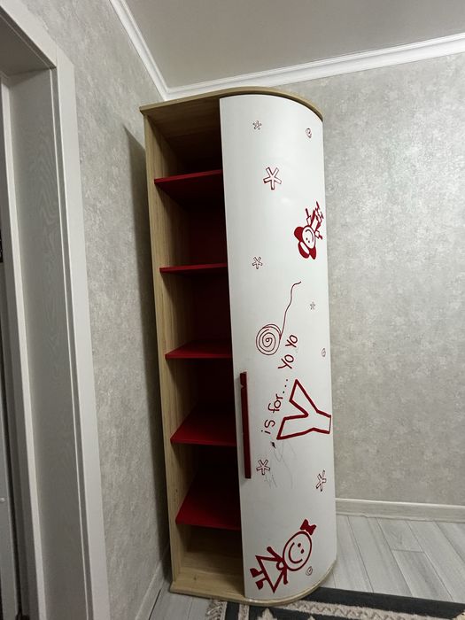 Продается б/у шкаф