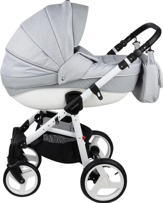 Коляска в отличном состоянии