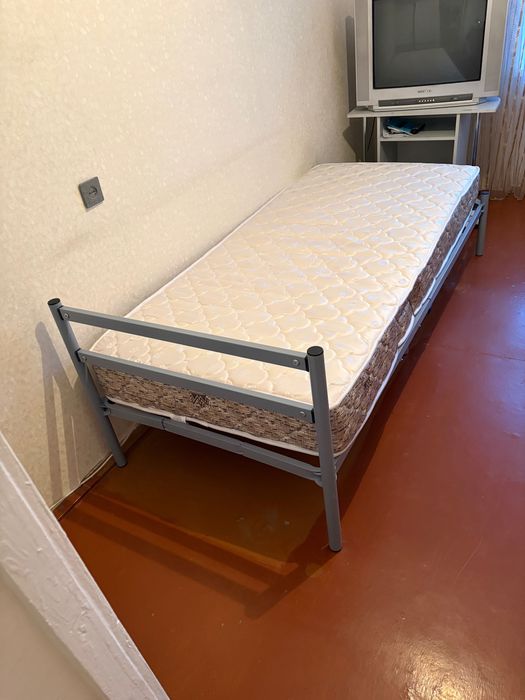 Кровать односпальная