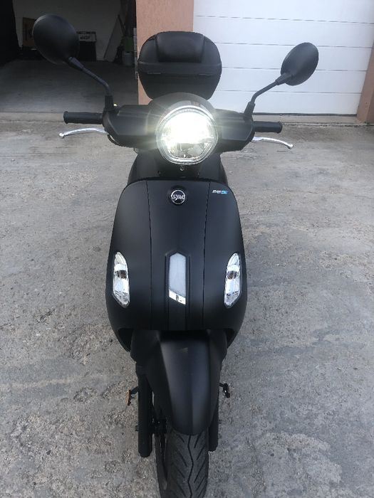 Scuter SYM Fiddle IV an fabricație 2021  benzină 49 CMC 2,2 kw