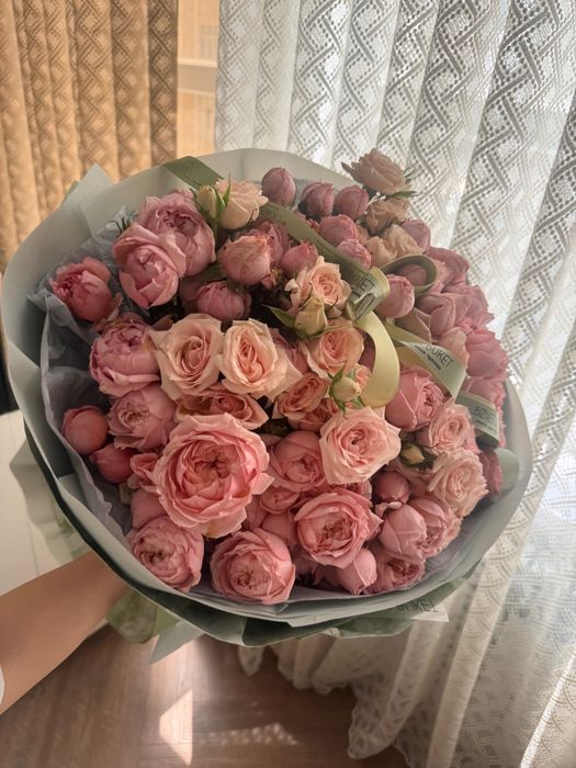 пионовидные кустовые розы