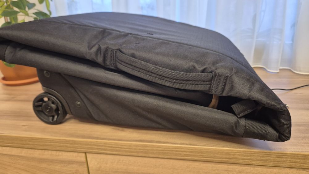 Geantă / Trolley schi Thule cu roți – transport 1-2 perechi schiuri