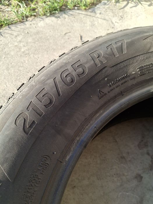 2 Anvelope de iarnă 215 65 r17 Michelin