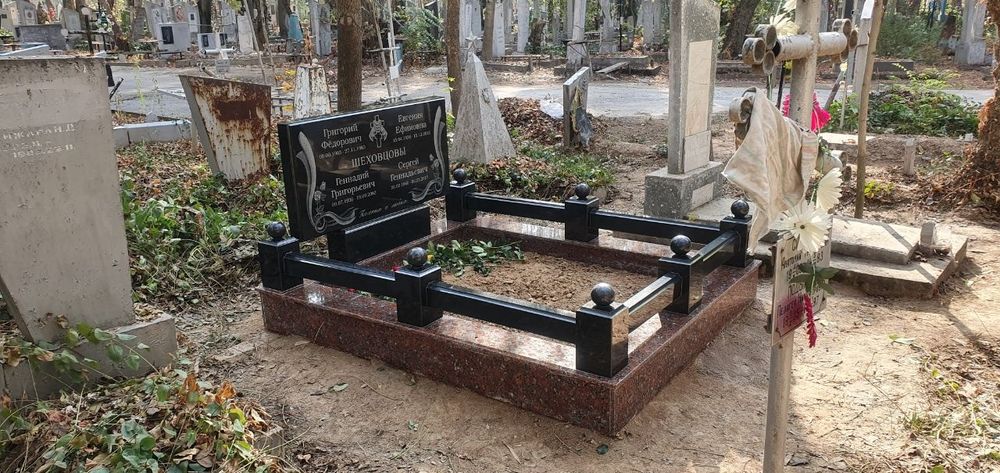 Памятники от завода изготовителя