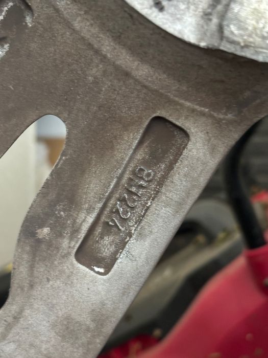 4 броя джанти размер 20 и 4 броя нископрофилни летни гуми DUNLOP