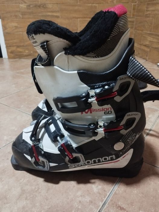 Лыжний ботинки продам,размер 40