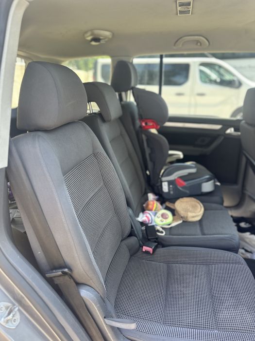De Vanzare VW Touran 2008 Automat