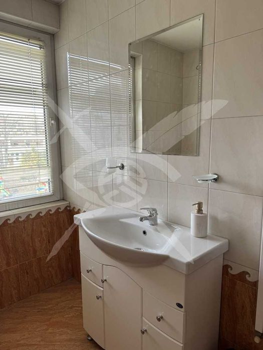 Дава се под наем Двустаен апартамент в София, Лозенец - 71 кв.м за 777.75 € - Снимка #9