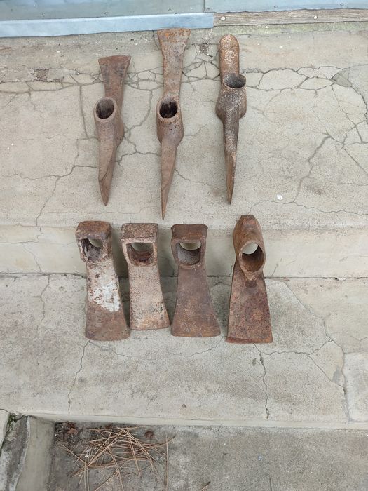 Кирки, киркобрадви и търнокопи .