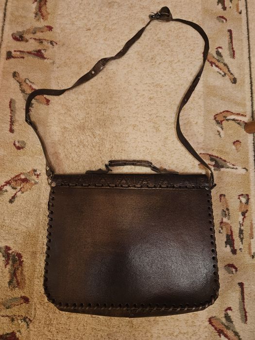 Дамска чанта от естествена кожа