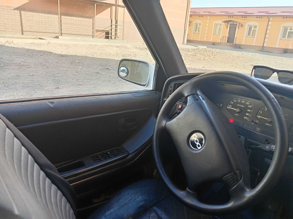 Moshina satiladi Prins super salon