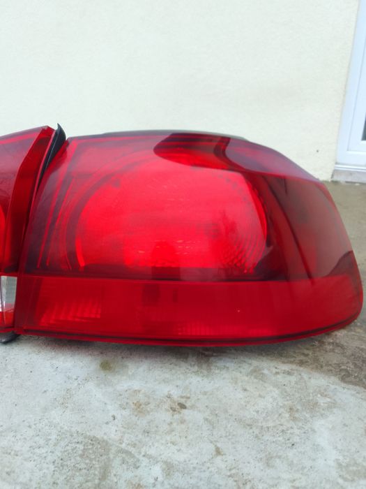 Стопове hella за  Vw Голф 6 с фабрично червени мигачи!