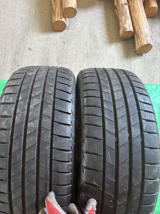 Vand 2 Anvelope Bridgestone 215/50/17