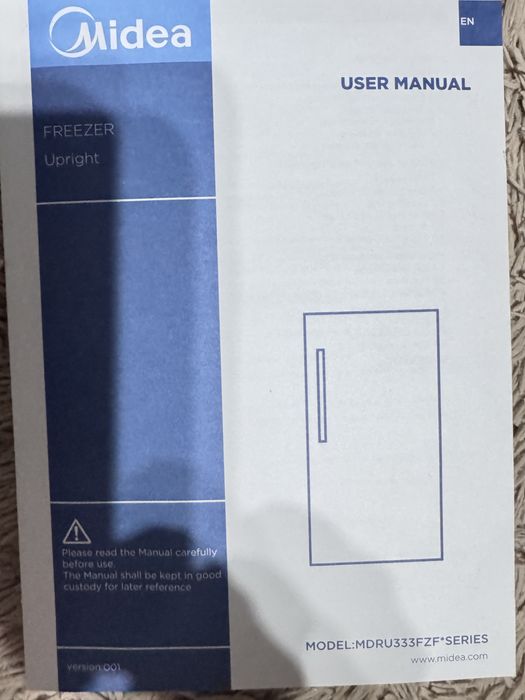 Продам морозильную вертикальную камеру Midea